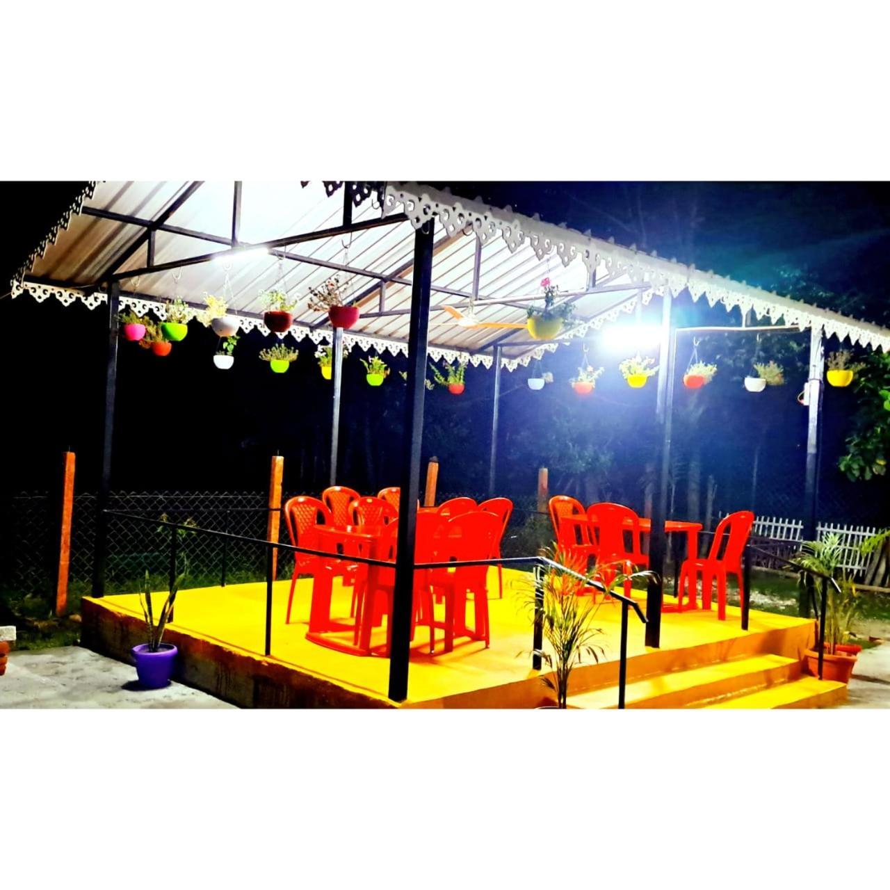 Krishna Farms And Village Resort Siliguri Buitenkant foto