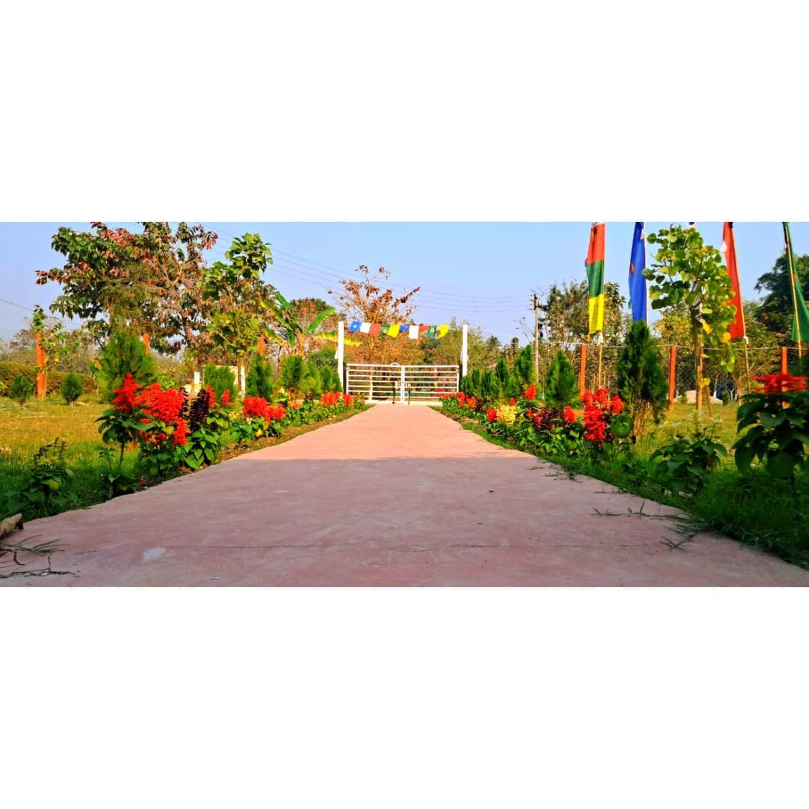 Krishna Farms And Village Resort Siliguri Buitenkant foto